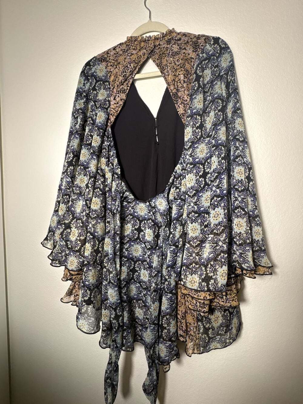 Free People - Picture 11 of 11